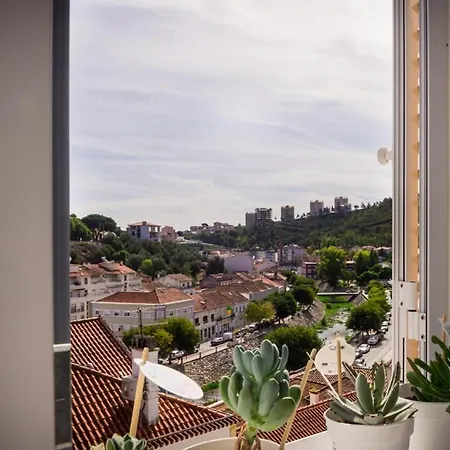 Casinha Da Encosta Hébergement de vacances *