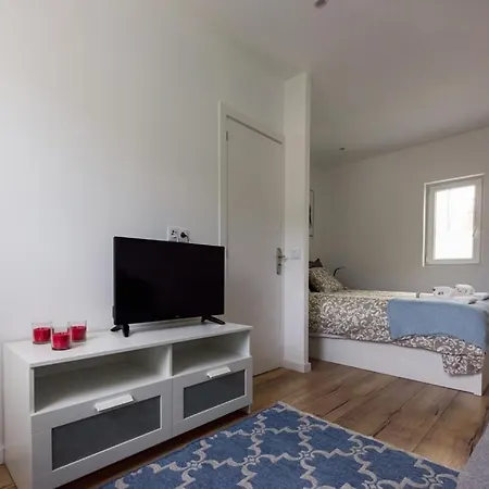 Casinha Da Encosta Feriehus
